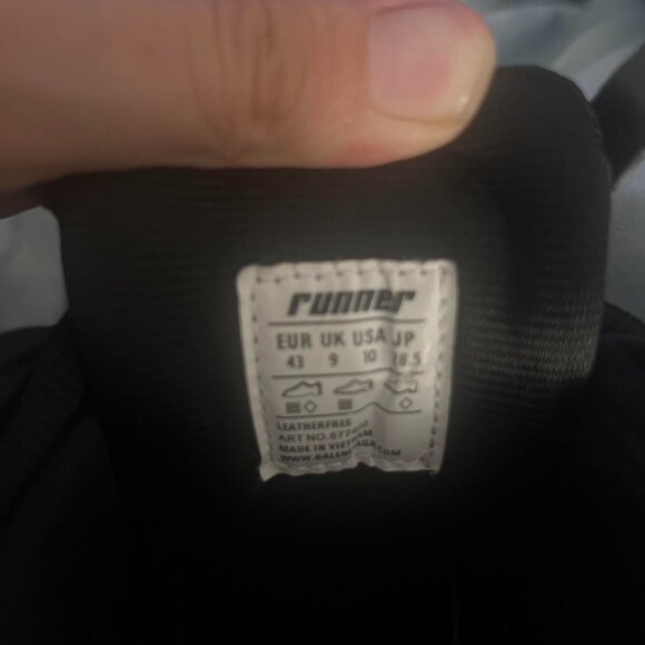 balenciagas runner - Picture 5 of 5